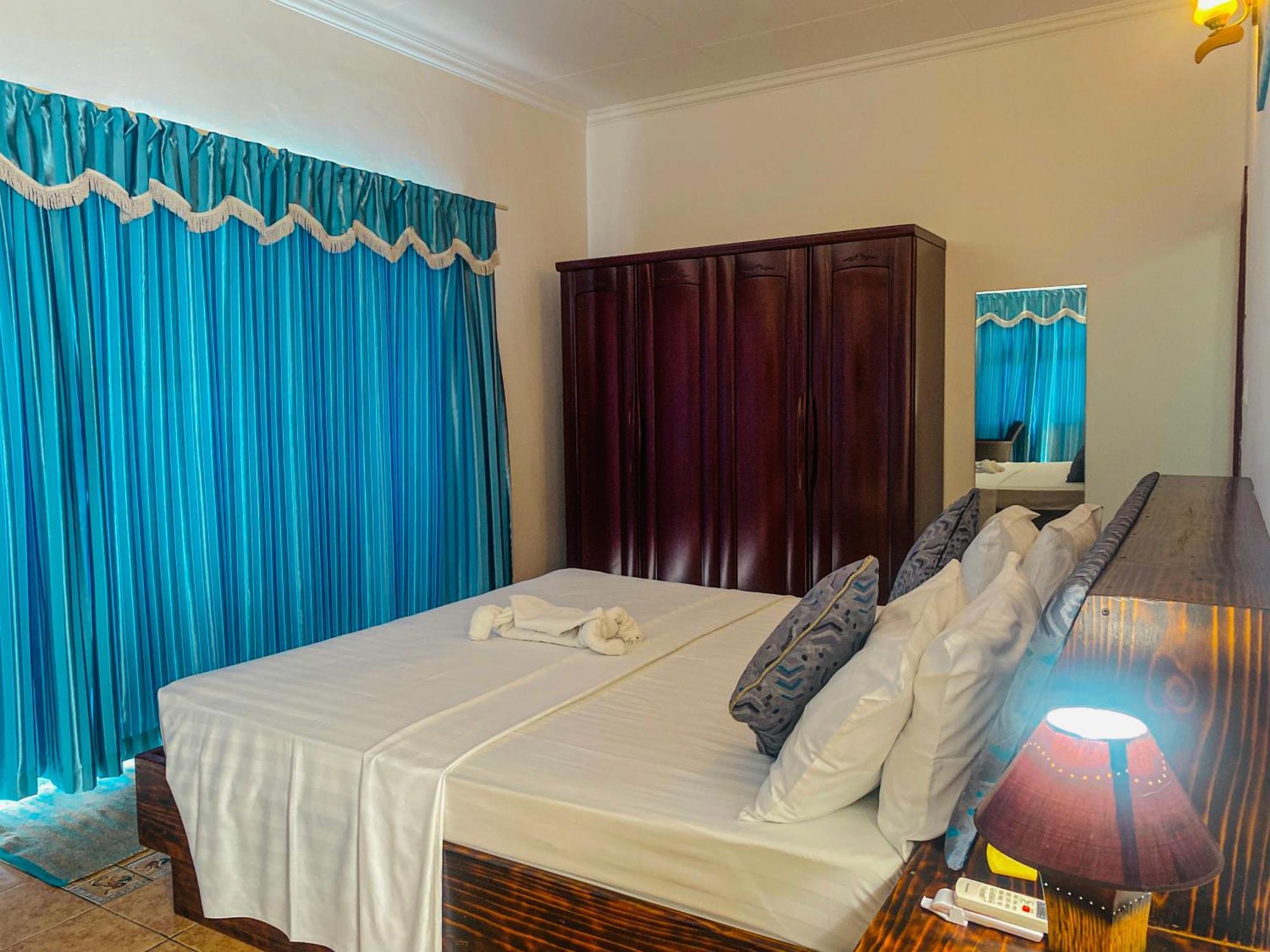 Divers Lodge Guest House Бо-Валлон Екстер'єр фото