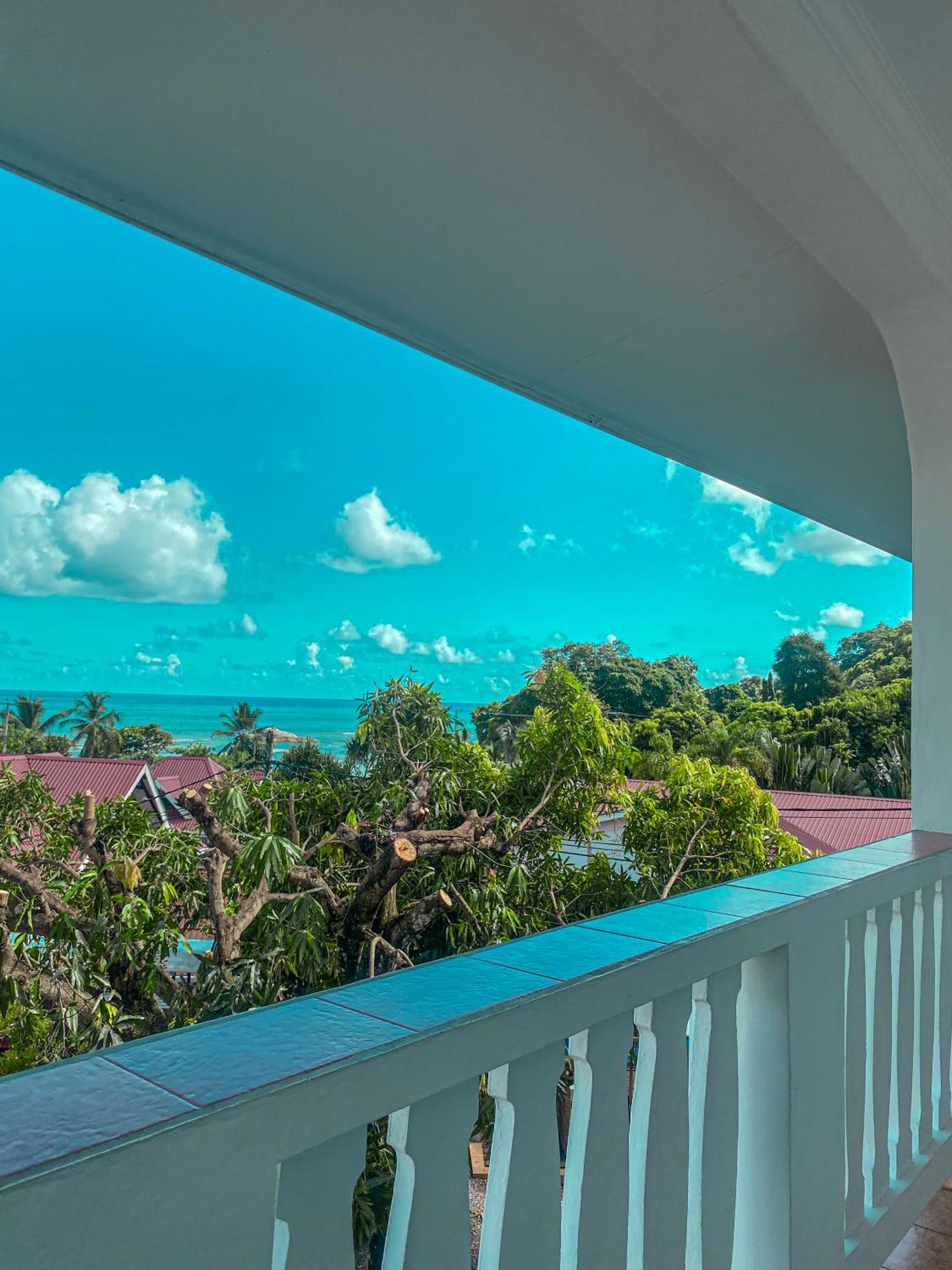 Divers Lodge Guest House Бо-Валлон Екстер'єр фото