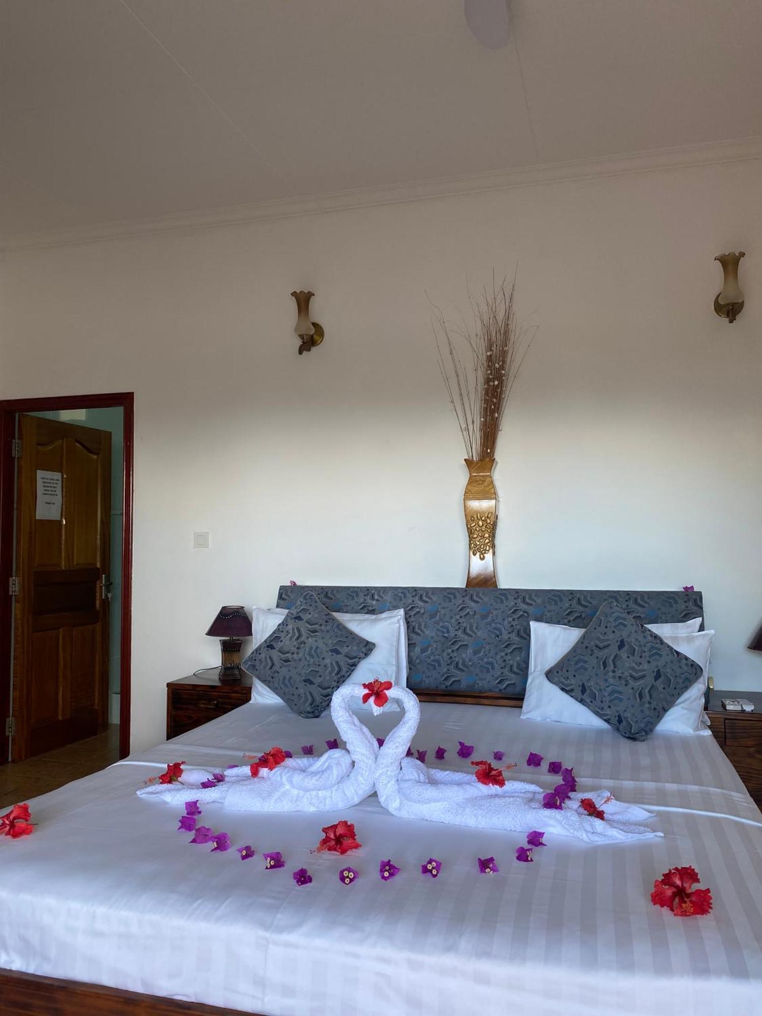 Divers Lodge Guest House Бо-Валлон Екстер'єр фото