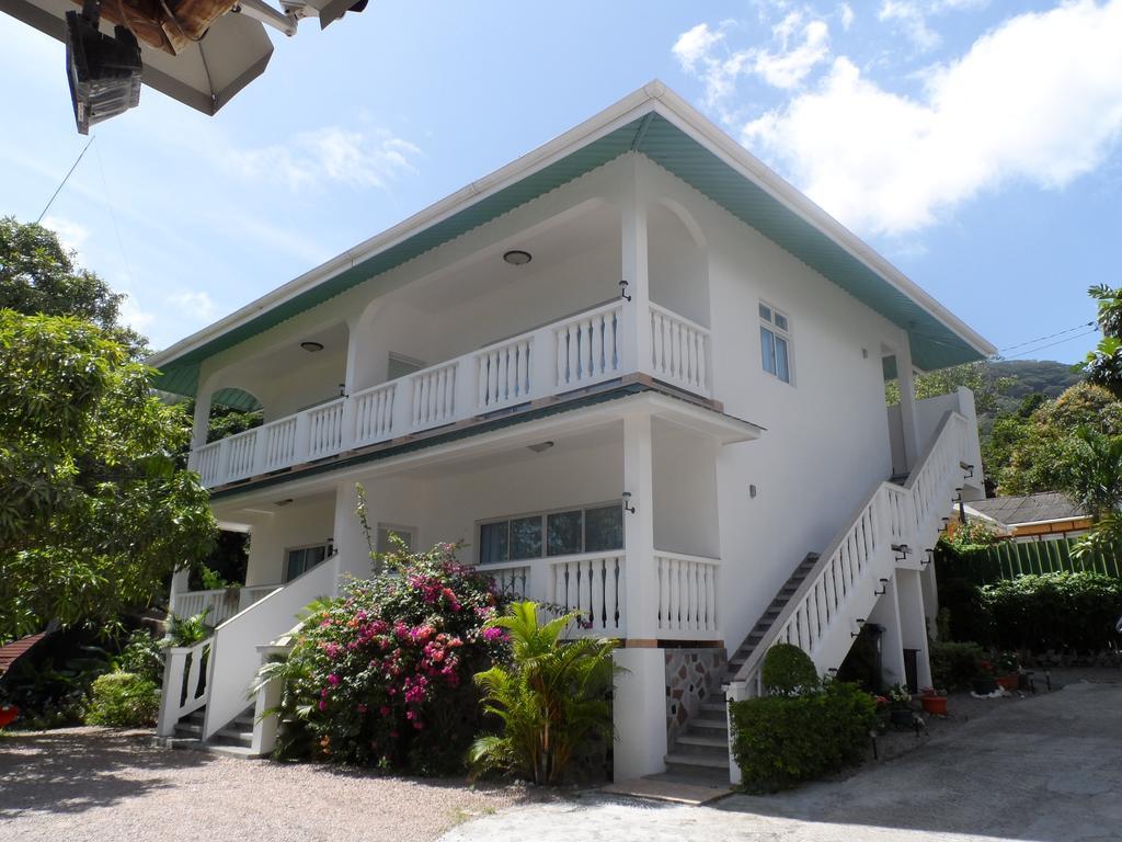 Divers Lodge Guest House Бо-Валлон Екстер'єр фото